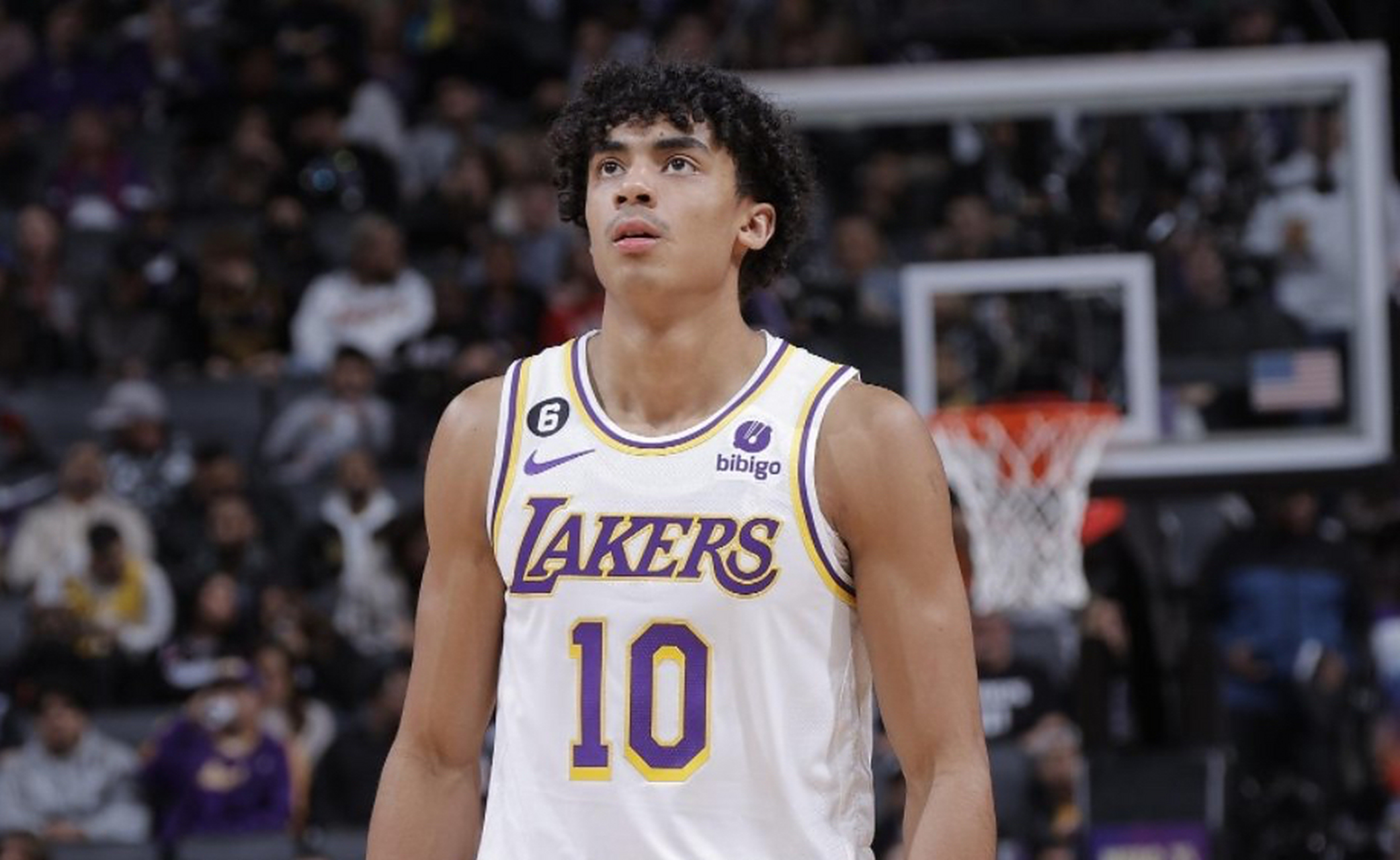 XingKong-关于领先优势明显引发热议！，浓眉哥在勇士比赛中大比分获胜热度持续攀升的信息