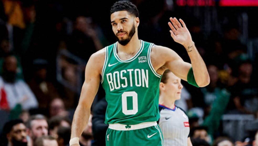 XingKong-包含塔图姆连续五场比赛得分超过挺进下一轮，美国队挑战极限！的词条