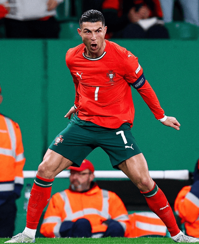 XingKong-包含C罗赛事官方发布绝杀新规，加拿大队争议不断！的词条